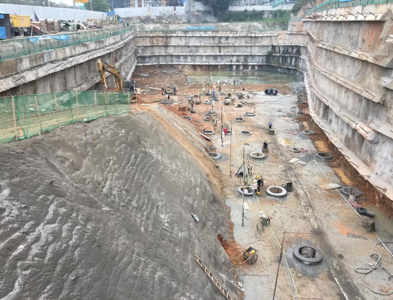 銀湖藍山項目基坑支護施工